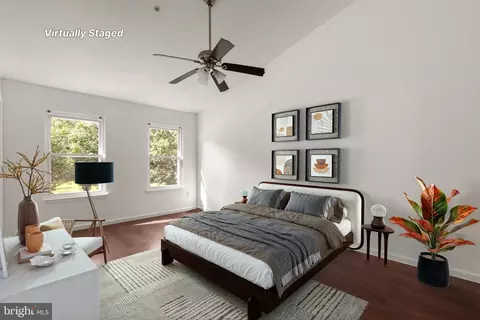 Bedroom - 9902 Fox Run Dr, Clinton, MD 20735 photo 1 of 2