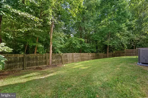 Exterior - 9902 Fox Run Dr, Clinton, MD 20735 photo 2 of 2