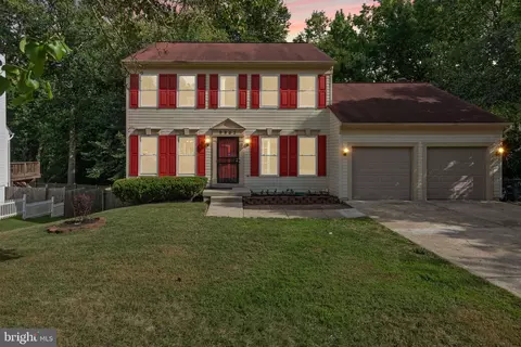 Exterior - 9902 Fox Run Dr, Clinton, MD 20735 photo 1 of 2