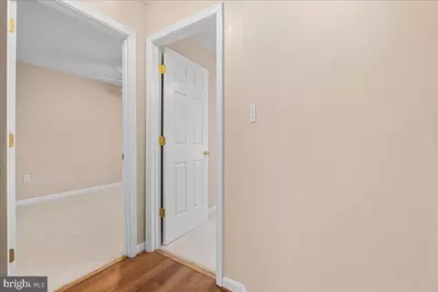 Entry Way - 8232 Dellwood Ct, Lanham, MD 20706 photo 7 of 8