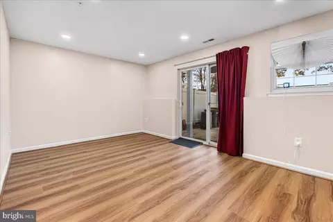 Living - 8232 Dellwood Ct, Lanham, MD 20706 photo 2 of 4