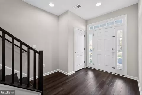 Entry Way - 1027 Overlook Way, Laurel, MD 20707 photo 1 of 13