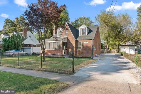3704 Hamilton St, Hyattsville, MD 20782