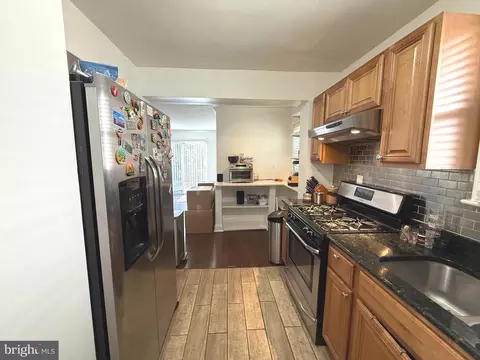 4809 Oglethorpe St, Riverdale, MD 20737 photo 3