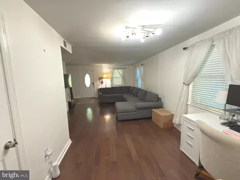 4809 Oglethorpe St, Riverdale, MD 20737 photo 7