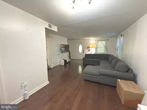 4809 Oglethorpe St, Riverdale, MD 20737 photo 12