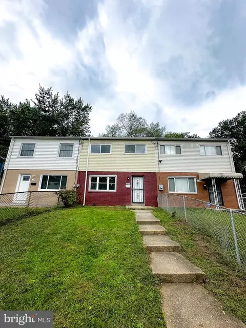 2208 Columbia Pl, Landover, MD 20785