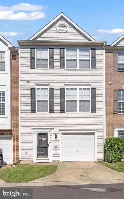 9708 Woodyard Cir, Marlboro, MD 20772
