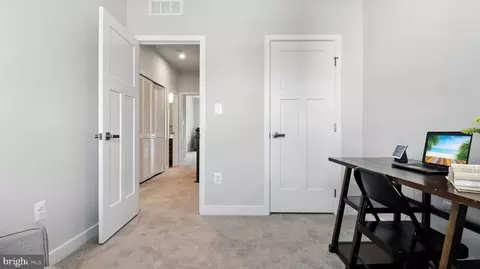 Entry Way - 117 Hawlings River Rd, Laurel, MD 20708 photo 22 of 27