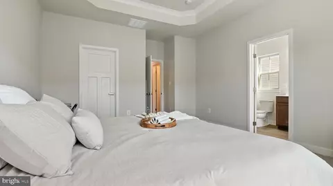 Bedroom - 117 Hawlings River Rd, Laurel, MD 20708 photo 8 of 10