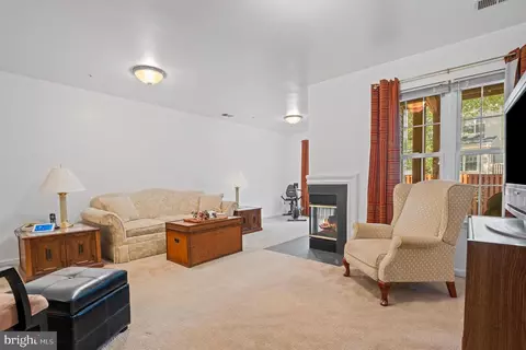 Living - 804 Pasadena Pl, Bowie, MD 20716 photo 3 of 5