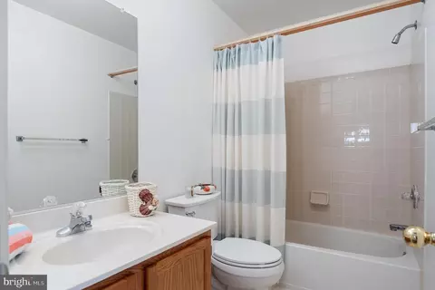 Bath - 804 Pasadena Pl, Bowie, MD 20716 photo 5 of 6