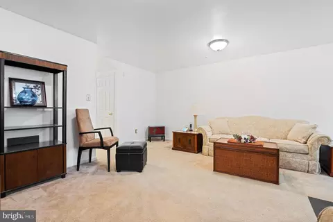 Living - 804 Pasadena Pl, Bowie, MD 20716 photo 4 of 5