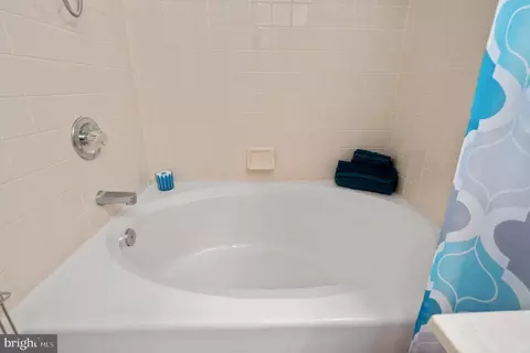 Bath - 804 Pasadena Pl, Bowie, MD 20716 photo 3 of 6