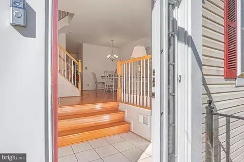 Entry Way - 804 Pasadena Pl, Bowie, MD 20716 photo 1 of 10