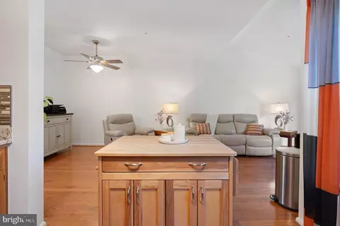 Kitchen - 804 Pasadena Pl, Bowie, MD 20716 photo 7 of 8