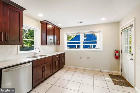 9119 6th St, Lanham, MD 20706 photo 10