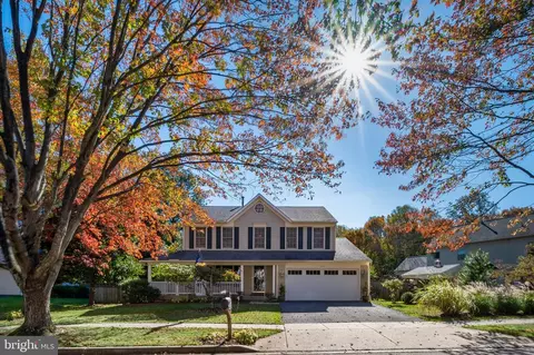 13808 Pleasant View Dr, Bowie, MD 20720