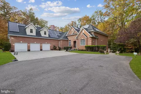 11470 Duley Station Rd, Marlboro, MD 20772