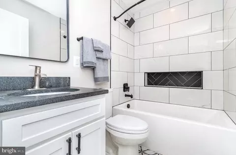 Bath - 4210 29th St, Mount Rainier, MD 20712 photo 3 of 4