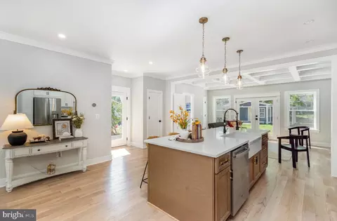 Entry Way - 4210 29th St, Mount Rainier, MD 20712 photo 1 of 2