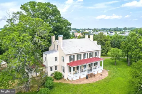 4600 Fairview Vista Dr, Bowie, MD 20720