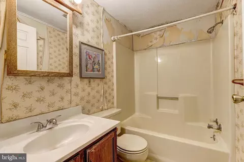 Bath - 8216 Montpelier Dr, Laurel, MD 20708 photo 1 of 3