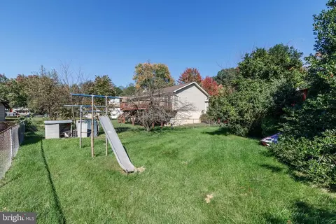 Exterior - 8216 Montpelier Dr, Laurel, MD 20708 photo 8 of 10