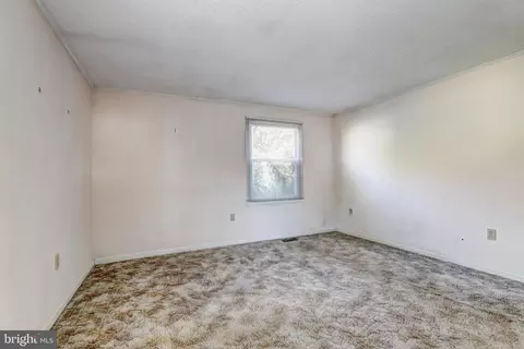 Bedroom - 8216 Montpelier Dr, Laurel, MD 20708 photo 6 of 6