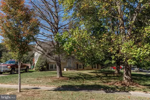 Exterior - 8216 Montpelier Dr, Laurel, MD 20708 photo 9 of 10