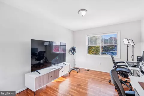 7600 Lotus Ct, Laurel, MD 20707 photo 32