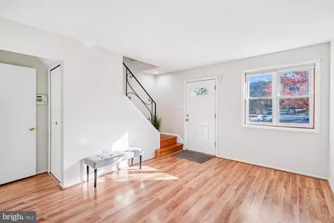 7600 Lotus Ct, Laurel, MD 20707 photo 6