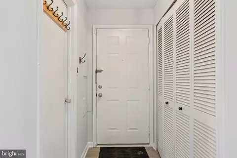 Entry Way - 14009 E Korba Pl #2E, Laurel, MD 20707 photo 1 of 3