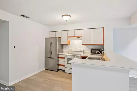 Kitchen - 14009 E Korba Pl #2E, Laurel, MD 20707 photo 2 of 2