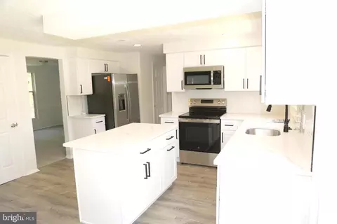 8106 Triple Crown Rd, Bowie, MD 20715
