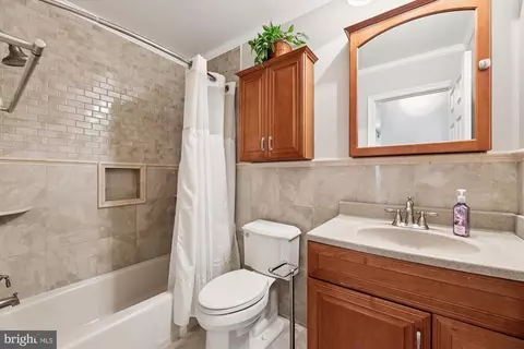 Bath - 11400 Chantilly Ln, Bowie, MD 20721 photo 1 of 4