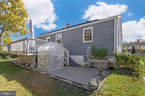Exterior - 7314 Powhatan St, Lanham, MD 20706 photo 3 of 3