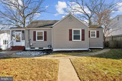 9521 51st Ave, College Park, MD 20740