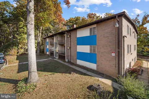 2310 Ewing Ave #204, Suitland, MD 20746