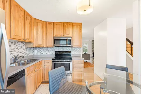 8475 Snowden Oaks Pl, Laurel, MD 20708 photo 8