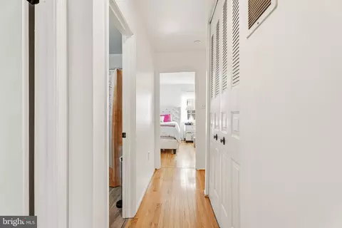 8475 Snowden Oaks Pl, Laurel, MD 20708 photo 27