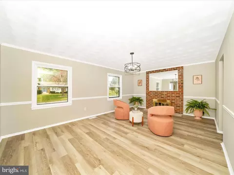 Living - 3712 Baskerville Dr, Bowie, MD 20721 photo 4 of 11