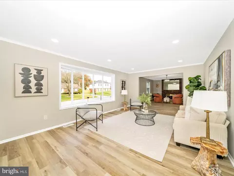 Living - 3712 Baskerville Dr, Bowie, MD 20721 photo 1 of 11