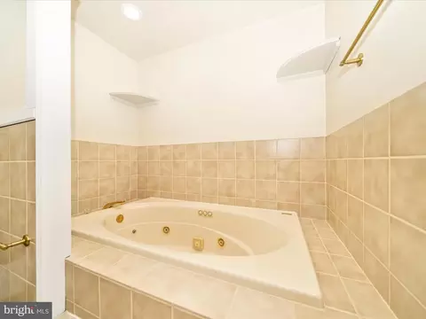 Bath - 3712 Baskerville Dr, Bowie, MD 20721 photo 3 of 6