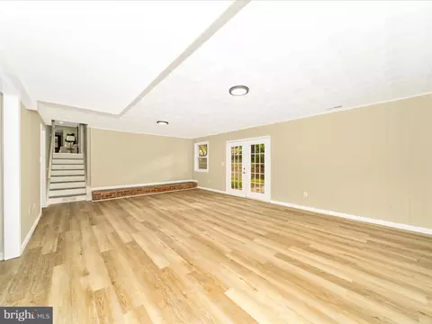 Living - 3712 Baskerville Dr, Bowie, MD 20721 photo 9 of 11