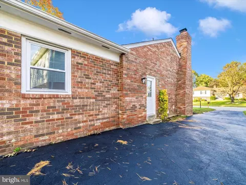 Exterior - 3712 Baskerville Dr, Bowie, MD 20721 photo 8 of 11