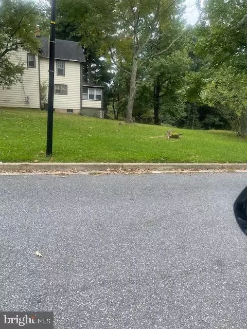 8811 Priscilla Ct, Lanham, MD 20706