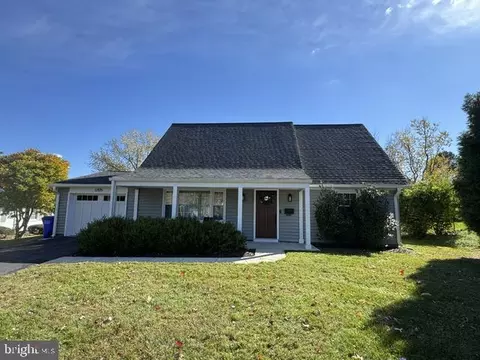 12105 Flint Ln, Bowie, MD 20715