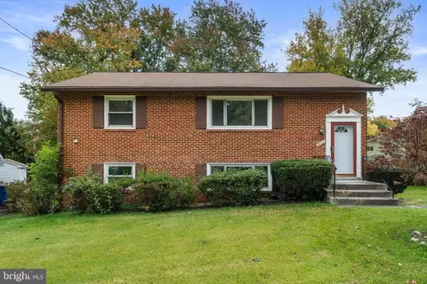 1804 Brewton Ct, District Heights, MD 20747
