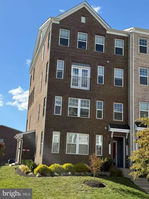 3729 Silver View Ln #175, Marlboro, MD 20772